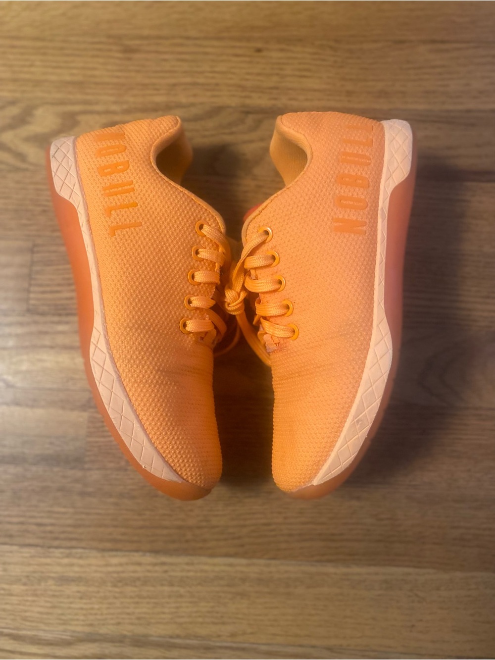 Mens/Womens no bull sneakers